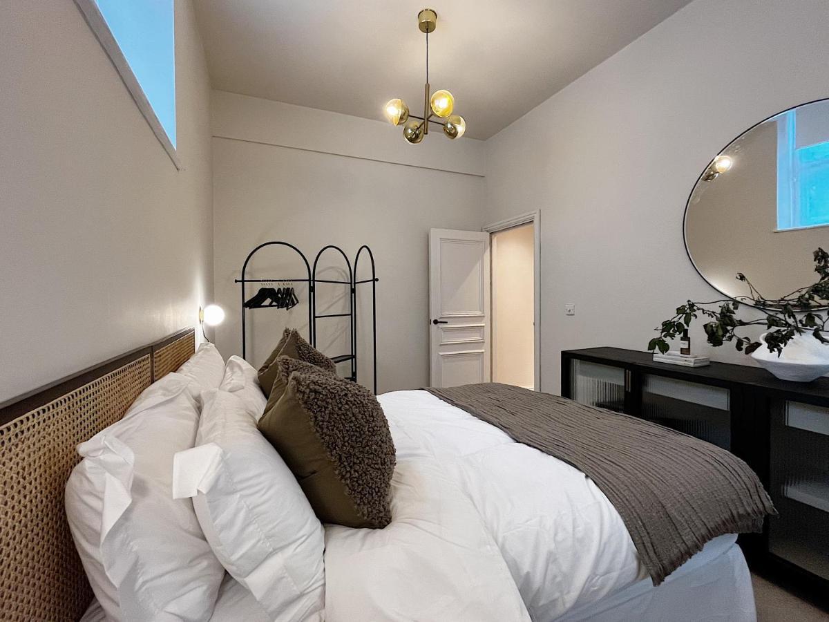 Luxury 2 Bedroom Flat In Central Тодморден Экстерьер фото